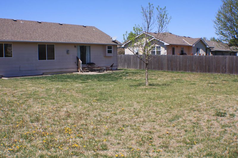 4646 E Willow Point Ct, Wichita, KS 67220