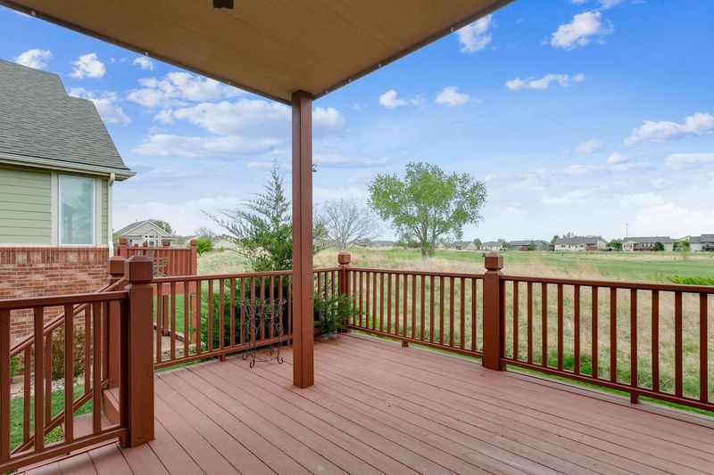 4418 N Shadow Glen, Wichita, KS 67226
