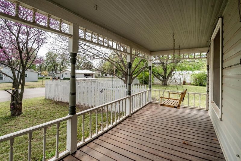 203 N Lee St, Clearwater, KS 67026