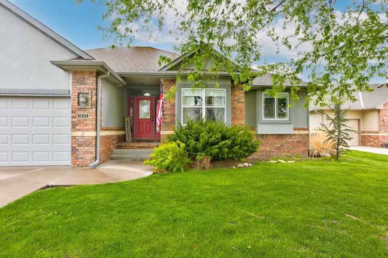 1840 Megan Cir, El Dorado, KS 67042