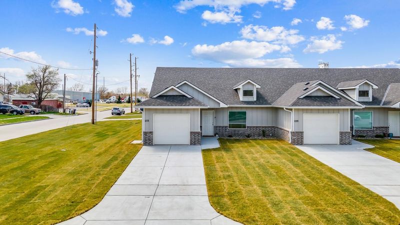 201 S Abilene, Valley Center, KS 67147