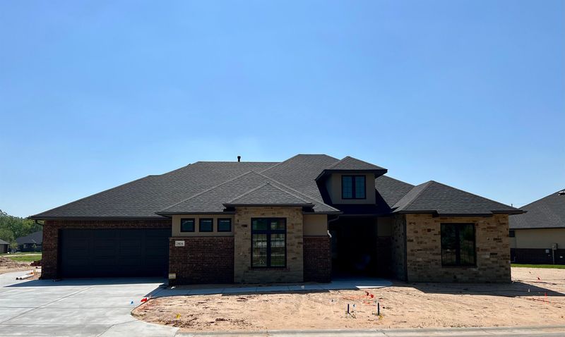 3834 N Red Fox Cir, Maize, KS 67101