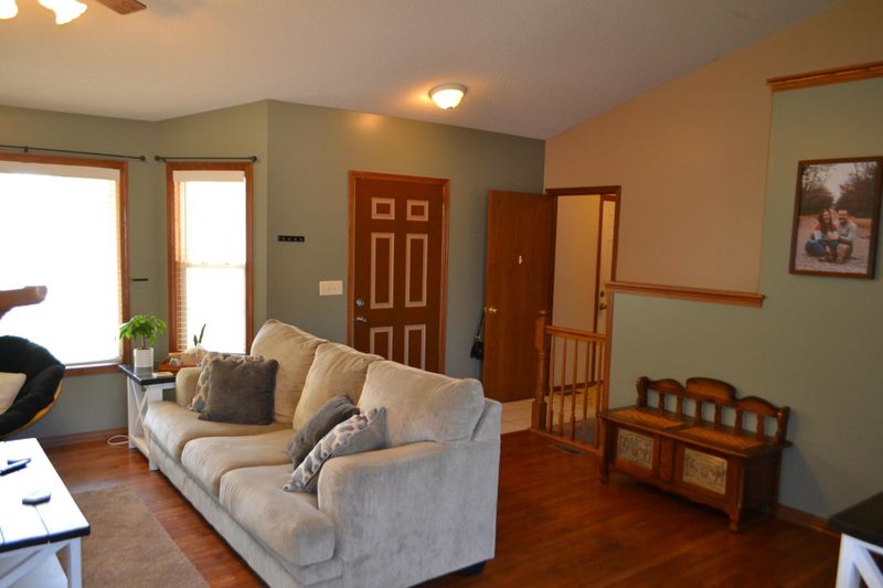 4834 E Willow Point Ct, Bel Aire, KS 67220