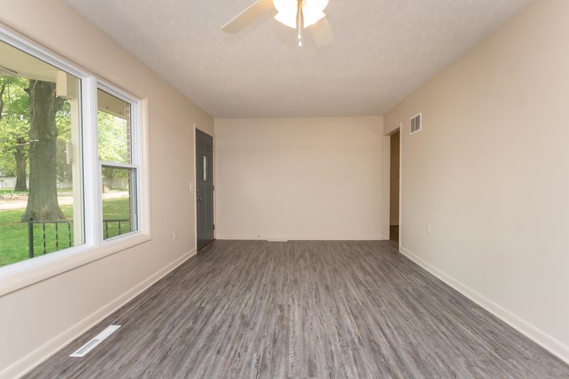 131 S Grain St, Clearwater, KS 67026
