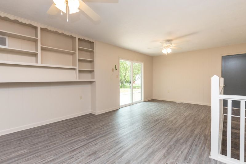 131 S Grain St, Clearwater, KS 67026