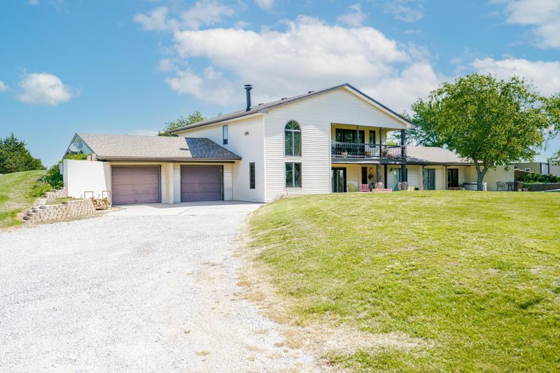 14801 W 95th St S, Clearwater, KS 67026