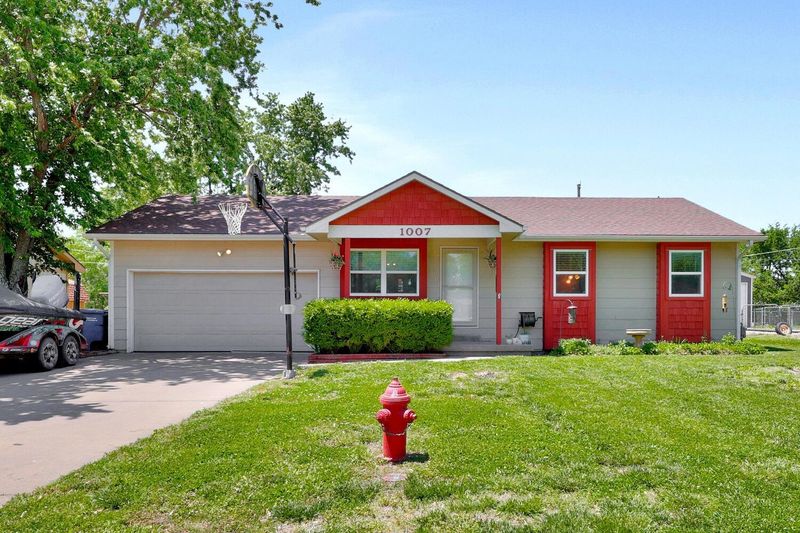 1007 West St, Augusta, KS 67010