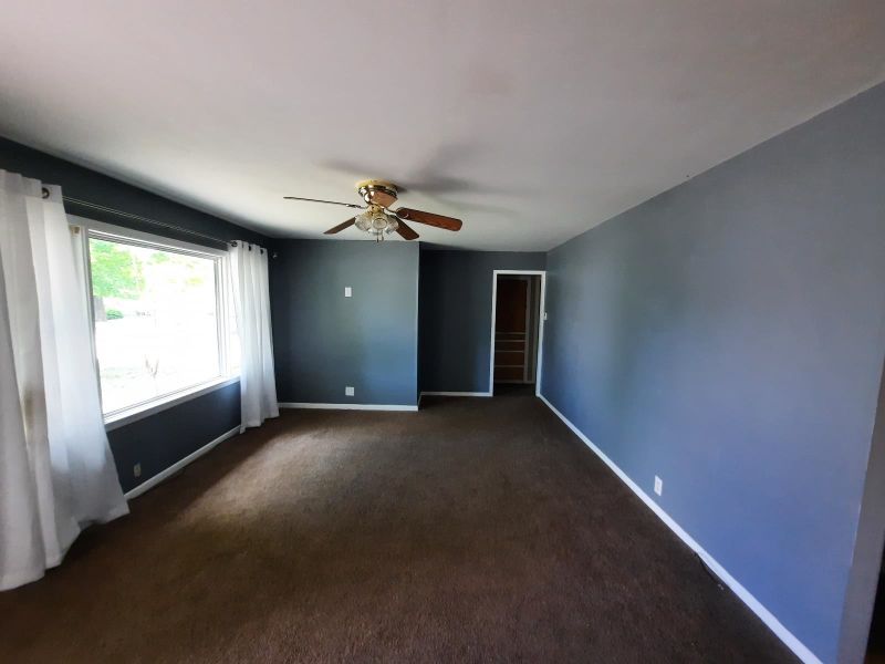 809 W 18th Ave, Hutchinson, KS 67502