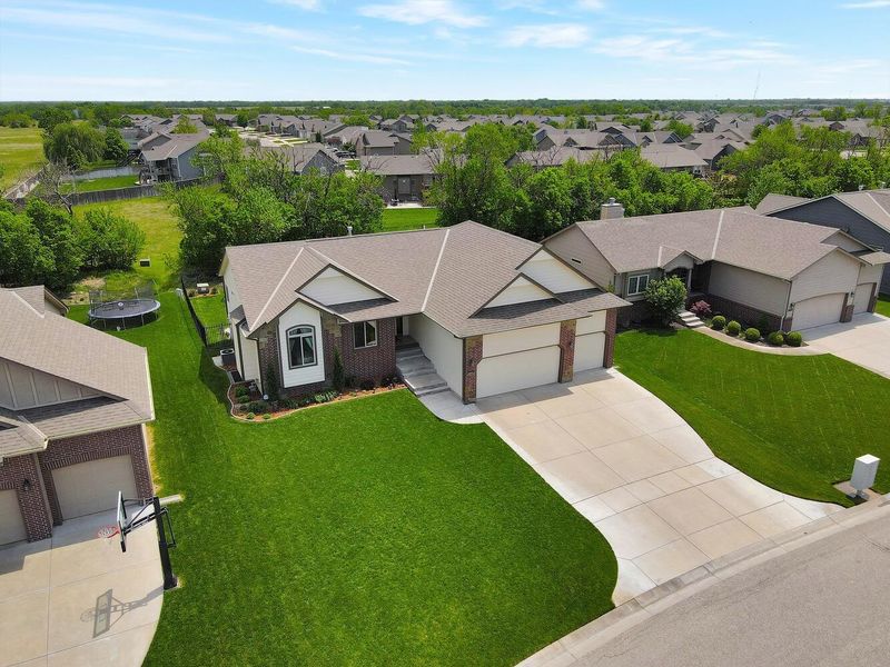 2646 N Bluestone Ct, Andover, KS 67002