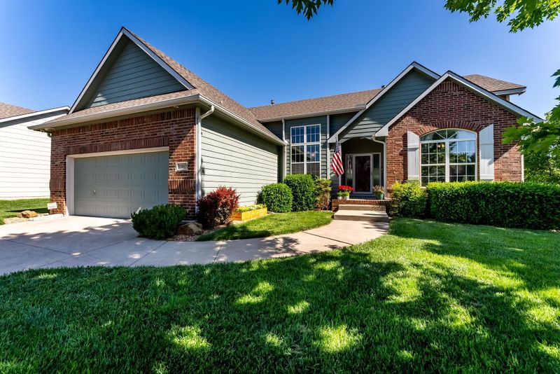 12017 E Tipperary Ct, Wichita, KS 67206