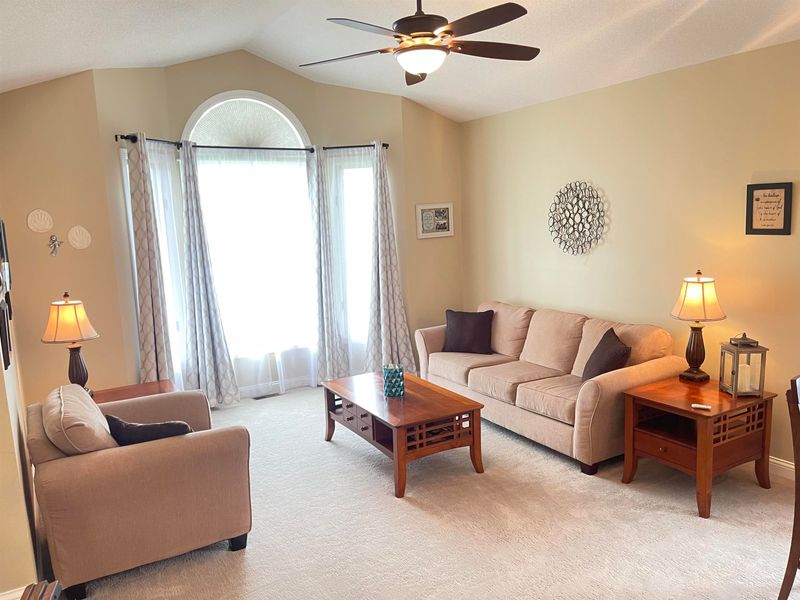 2437 N Watersedge Ct, Wichita, KS 67205