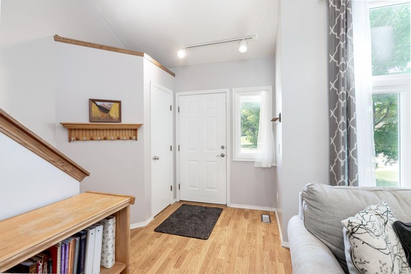 1245 S Todd St, Wichita, KS 67207