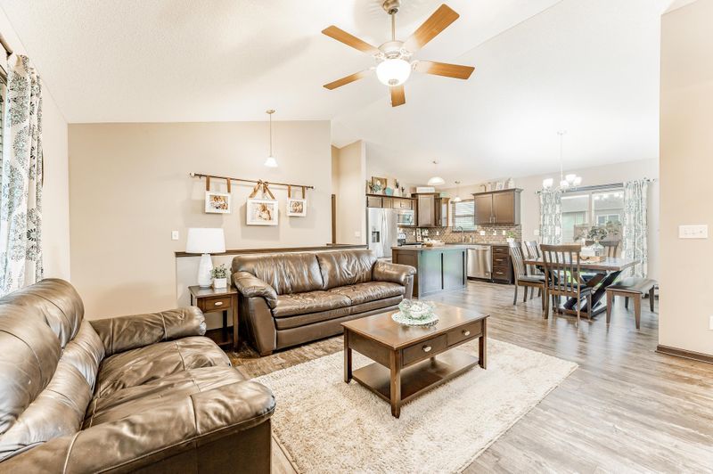 1914 E Aster, Andover, KS 67002