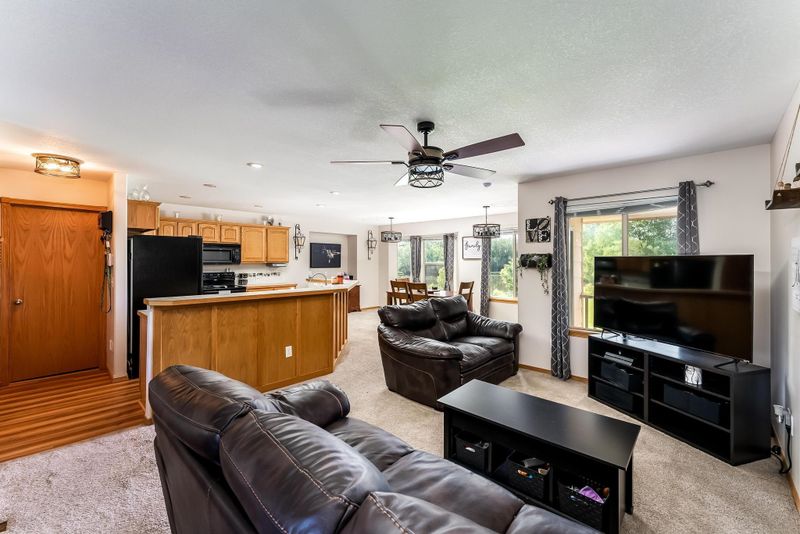 2707 E Keys Ct, Derby, KS 67037