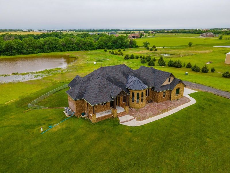 2231 S Leo St, Goddard, KS 67052