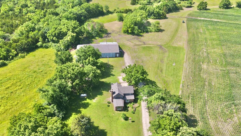 4481 W 125th St, Carbondale, KS 66414