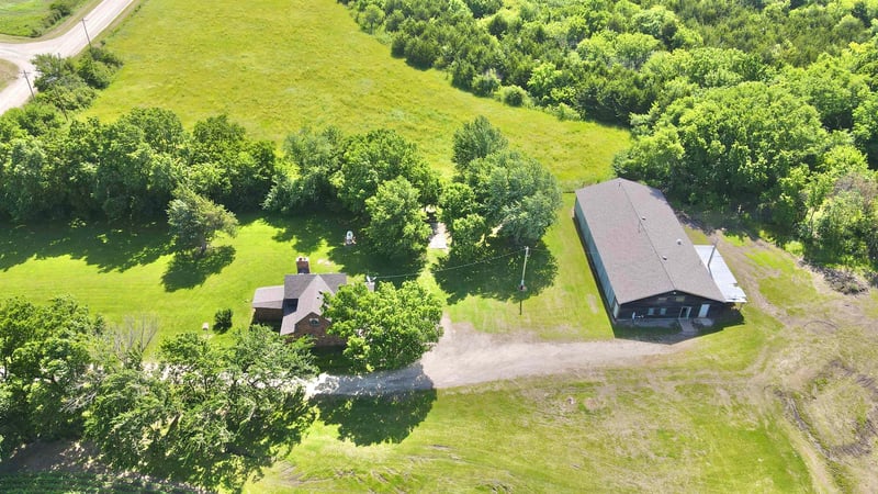 4481 W 125th St, Carbondale, KS 66414