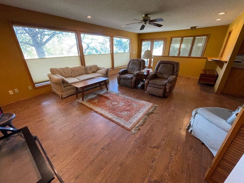 1520 Rock Rd, Mulvane, KS 67110