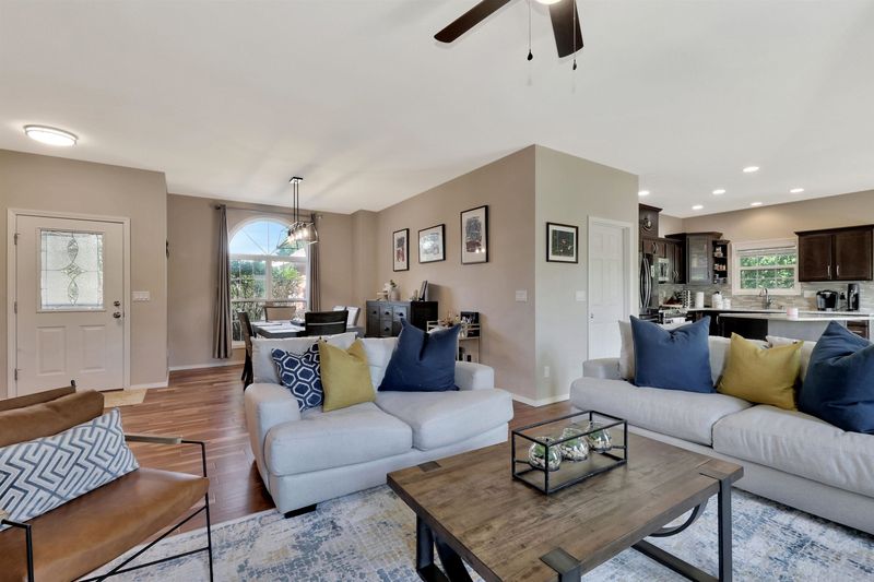 5622 E 48th Cir N, Bel Aire, KS 67220