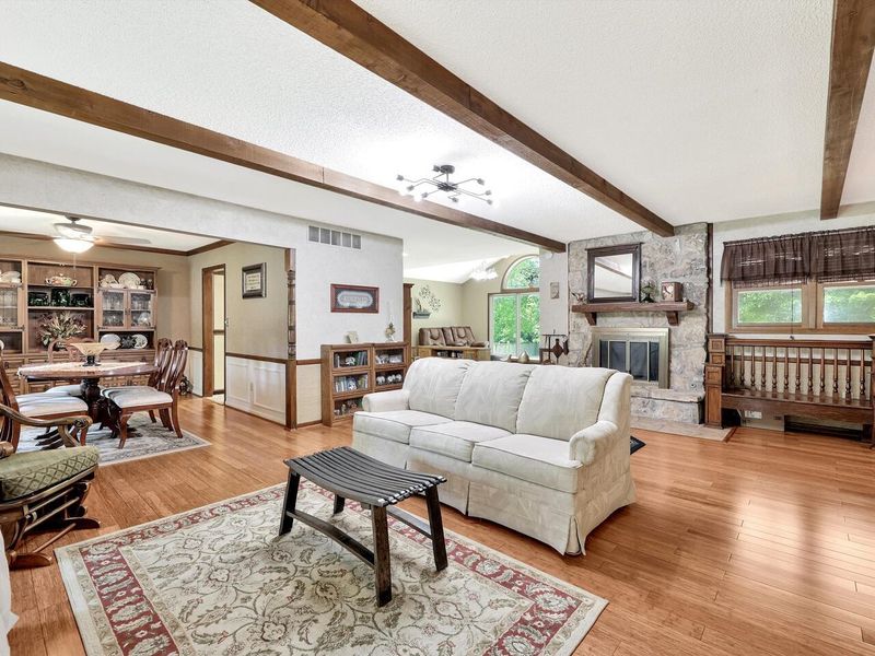 220 E Shady Brook Ln, Derby, KS 67037