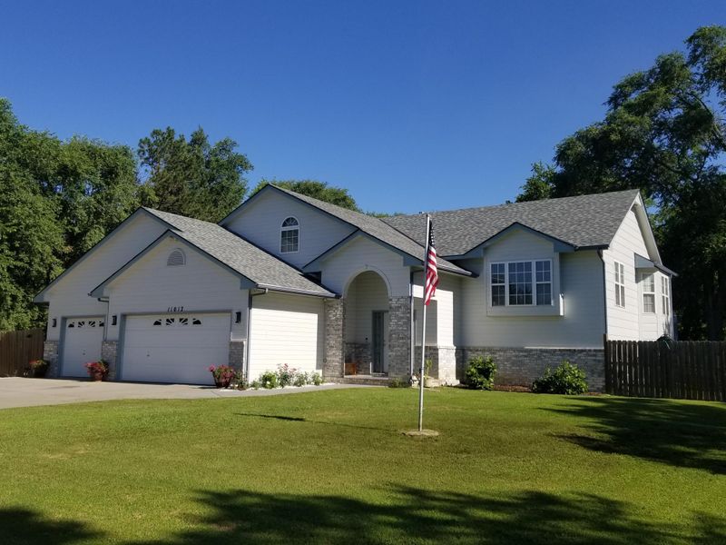 11012 E Kinkaid Ave, Wichita, KS 67207