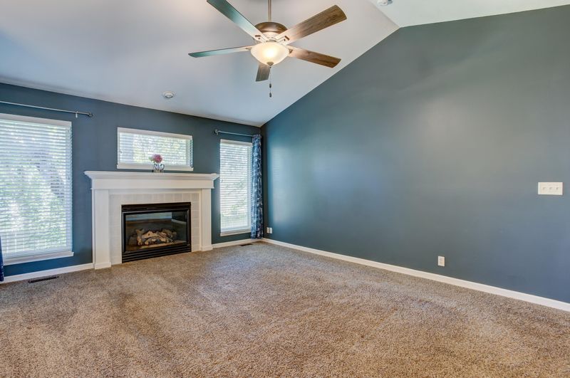 716 N Timberleaf Ct, Derby, KS 67037