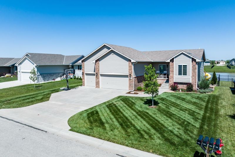 1346 N Aster St, Andover, KS 67002