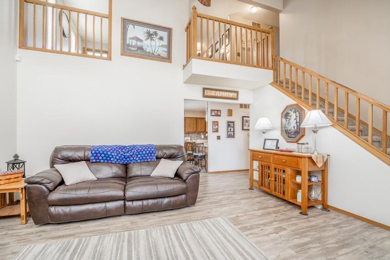 714 Lisa, Mulvane, KS 67110