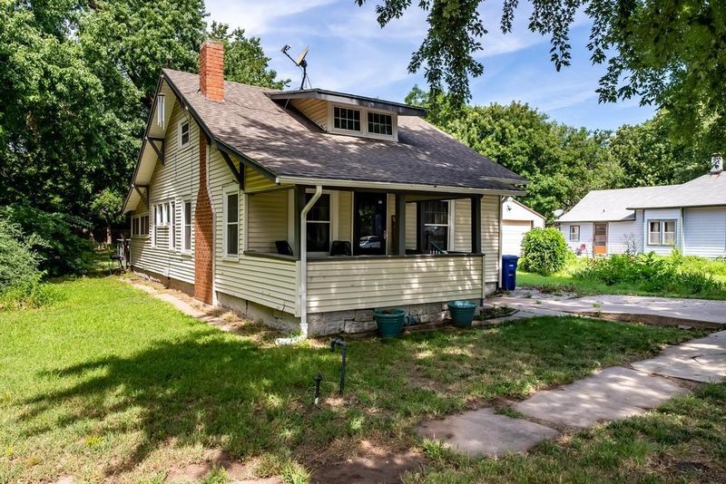 305 S King St, Maize, KS 67101