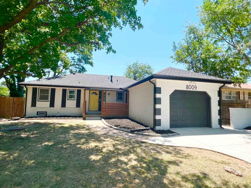 8009 E Morris St, Wichita, KS 67207