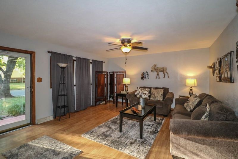 500 S Circle Dr, Derby, KS 67037
