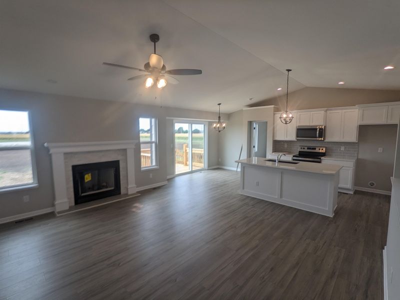2001 Chestnut, Newton, KS 67114