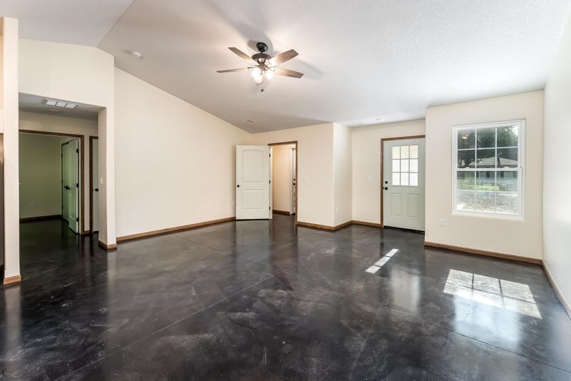 213 S Reyer, Rose Hill, KS 67133