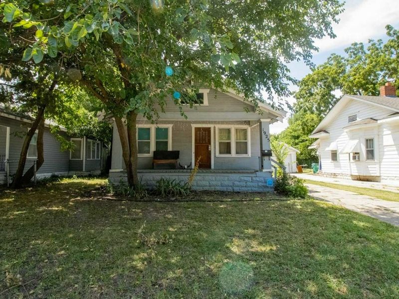 1925 S Main St, Wichita, KS 67213