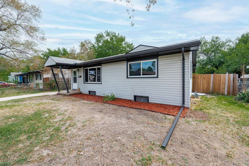 2450 S Saint Clair Ave, Wichita, KS 67217