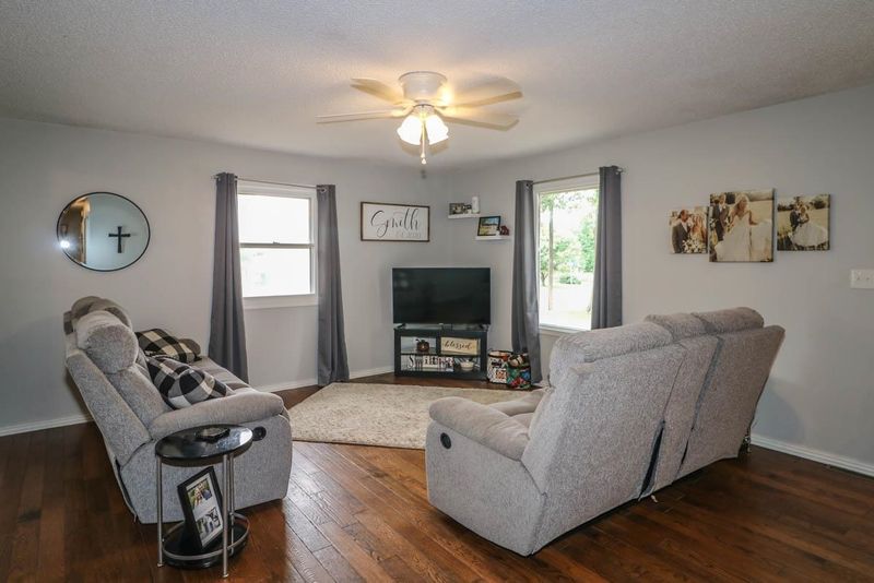 706 N Sullivan, Mulvane, KS 67110