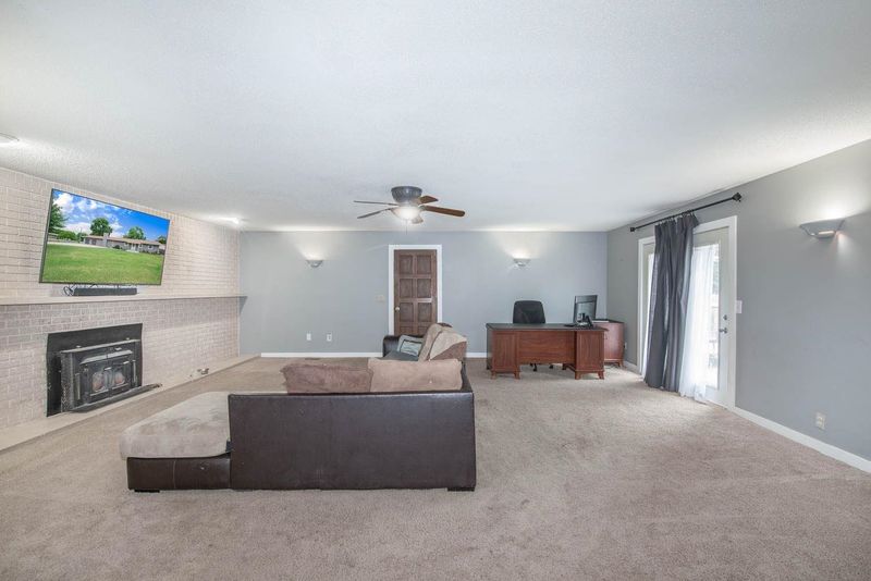 500 Craig St, Goddard, KS 67052