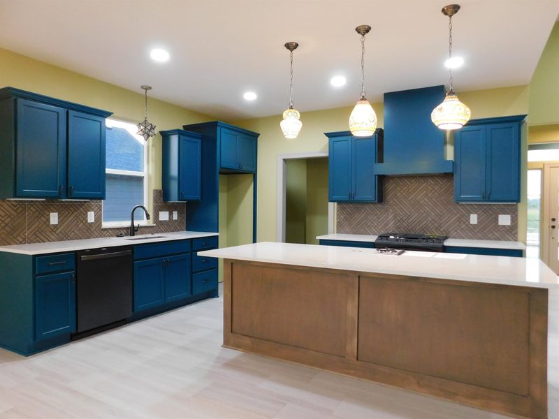 917 E Sapphire, Mulvane, KS 67110