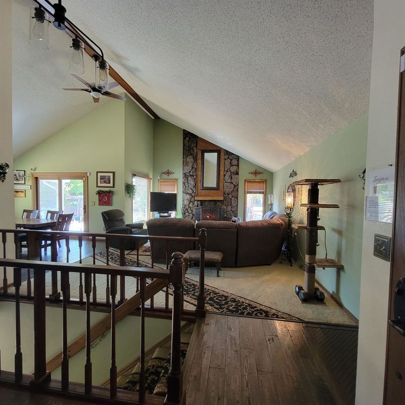 2224 N Winstead, Wichita, KS 67226