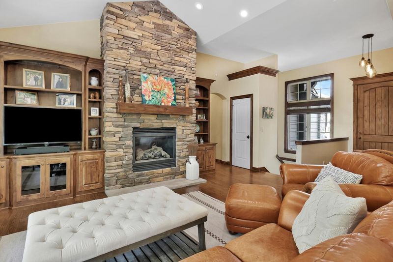 1659 S Logan Ps, Andover, KS 67002