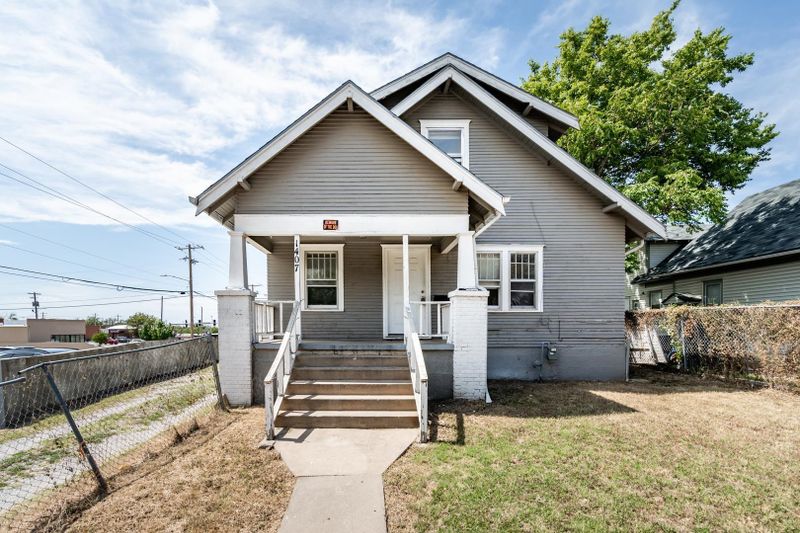 1407 N Holyoke Ave, Wichita, KS 67208