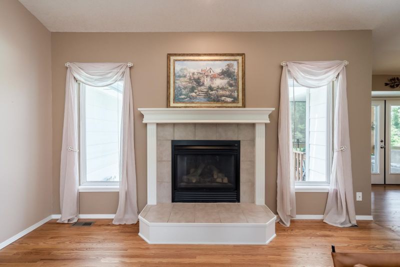 4406 E Eagles Landing St, Wichita, KS 67220