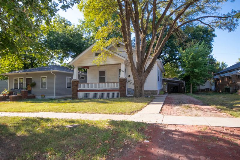 505 SE 2nd St, Newton, KS 67114