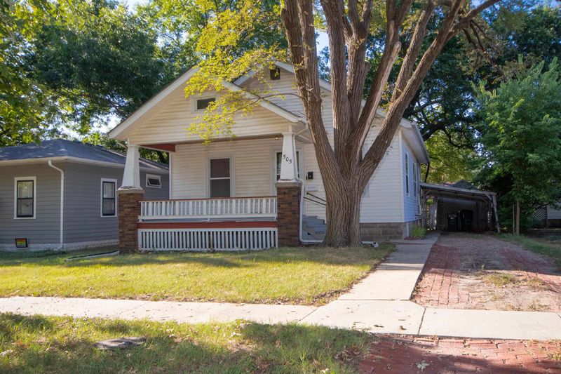 505 SE 2nd St, Newton, KS 67114