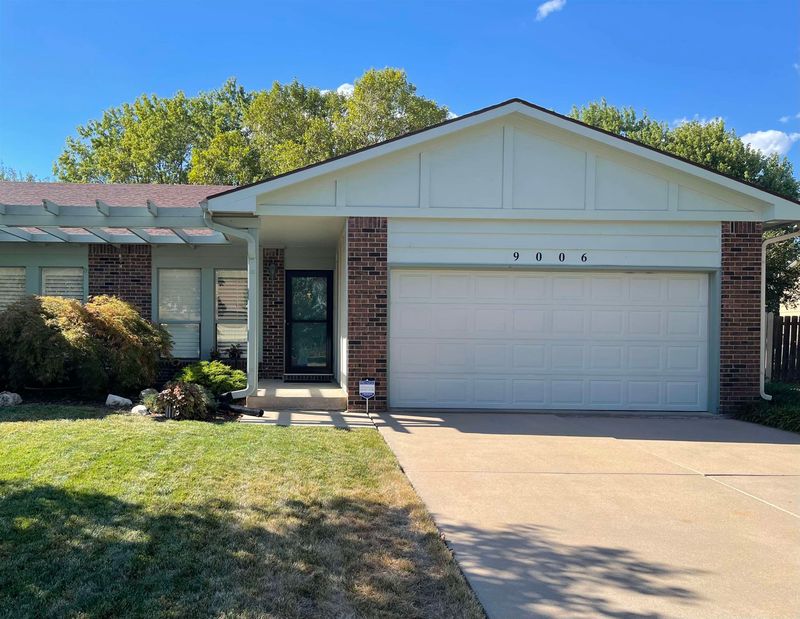 9006 E Bluestem St, Wichita, KS 67207
