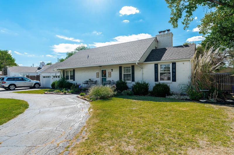 7 N Beech Rd, Wichita, KS 67206