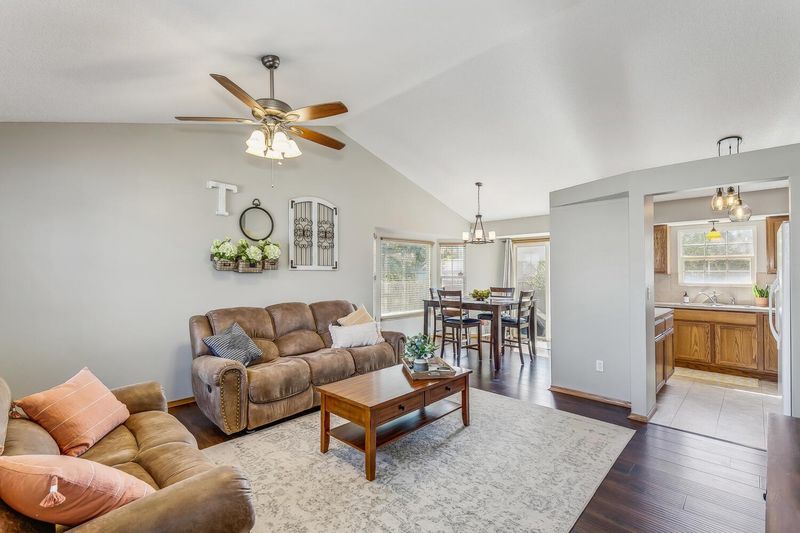 2537 E Burlington Ct, Park City, KS 67219