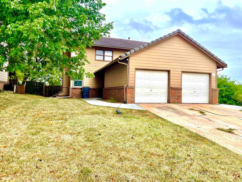 1203 S Longfellow St, Wichita, KS 67207