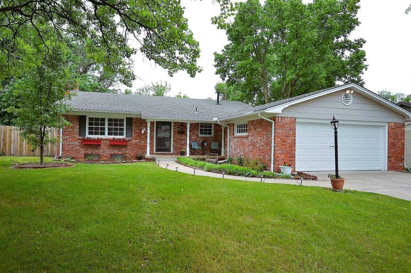 6510 E 15th St N, Wichita, KS 67206