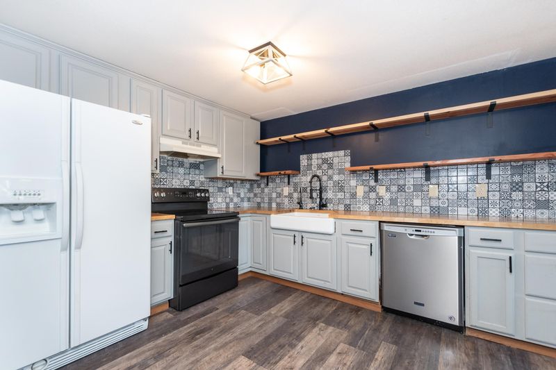 109 S Derby, Derby, KS 67037